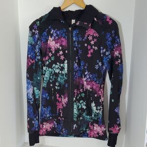 Lululemon Athletica Run Bandit Black Floral Jacket in Petal Pop Size 4 (XS)